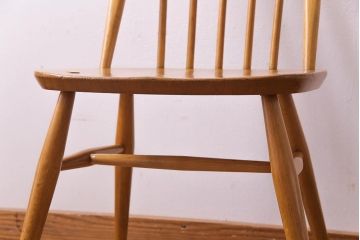 ヴィンテージ家具　イギリスビンテージ　ERCOL(アーコール)　ナチュラルテイストにおすすめなクェーカーチェア(ダイニングチェア)(1)