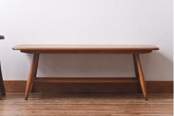 ヴィンテージ家具　ERCOL(アーコール)　イギリスビンテージ　マガジンラック付きローテーブル(センターテーブル、コーヒーテーブル)