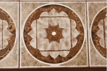 ヴィンテージ家具　北欧ビンテージ　G-PLAN(ジープラン)　チーク材　タイル天板がおしゃれなサイドテーブル(センターテーブル、コーヒーテーブル)(2)