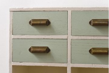 昭和期　リメイク家具　淡いカラーが爽やかなペイントロッカー(収納棚、サイドチェスト)