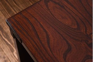 中古　岩谷堂箪笥　渋い色味が格好いい脚付きリメイクローボード(リビングボード)