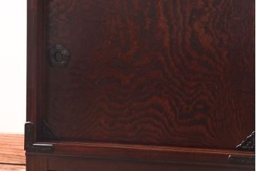 中古　岩谷堂箪笥　渋い色味が格好いい脚付きリメイクローボード(リビングボード)