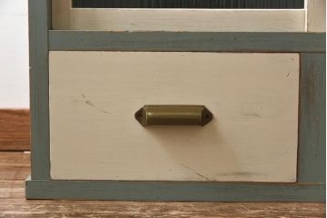 ペイント家具　モールガラスがおしゃれなアンティーク戸棚(収納棚、キャビネット)