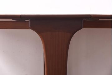 ビンテージ家具　北欧ヴィンテージ　チーク材　木目の美しさが活きるシンプルなデザインのゲートレッグテーブル(バタフライテーブル、エクステンションテーブル)