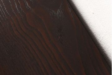 リメイク　中古美品・岩谷堂箪笥　牡丹紋様金具が豪華な箪笥サイドボード(サイドチェスト、衣装箪笥)