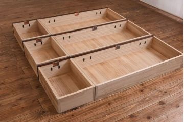 リメイク　中古美品・岩谷堂箪笥　牡丹紋様金具が豪華な箪笥サイドボード(サイドチェスト、衣装箪笥)(1)