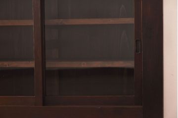 アンティーク家具　和製アンティーク　7尺　脚付き　どっしりとした佇まいが存在感を放つ水屋サイドボード(飾り棚、リビングボード)