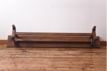 ヴィンテージ家具　イギリスビンテージ　オーク材　挽き物の脚のデザインが上品なベンチ(長椅子、飾り台)(1)