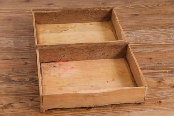 アンティーク家具 イギリスアンティーク 明るい色のオーク材が魅力のエレガントなキャビネット(食器棚、カップボード、飾り棚)