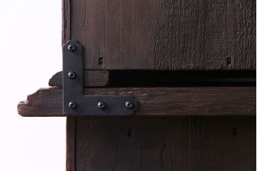 アンティーク家具 イギリスアンティーク 明るい色のオーク材が魅力のエレガントなキャビネット(食器棚、カップボード、飾り棚)