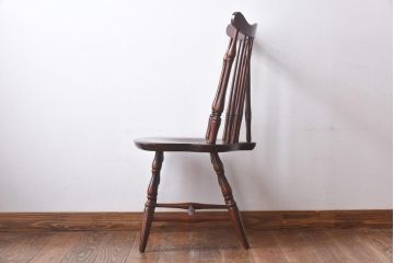 中古　飛騨産業　キツツキ　ブナ材　アンティークのようなウィンザーチェア(コムバックチェア、ダイニングチェア、ウインザーチェア)(1)