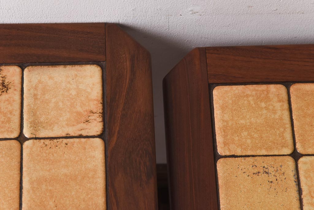 アンティーク雑貨　北欧ビンテージ　G-PLAN(ジープラン)　チーク材　タイル天板がおしゃれなネストテーブル(サイドテーブル)