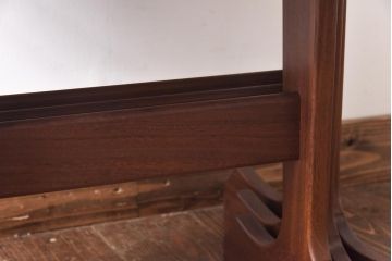 アンティーク雑貨　北欧ビンテージ　G-PLAN(ジープラン)　チーク材　タイル天板が可愛らしいネストテーブル(サイドテーブル)