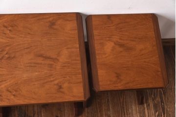 アンティーク雑貨　北欧ビンテージ　G-PLAN(ジープラン)　チーク材　タイル天板が可愛らしいネストテーブル(サイドテーブル)