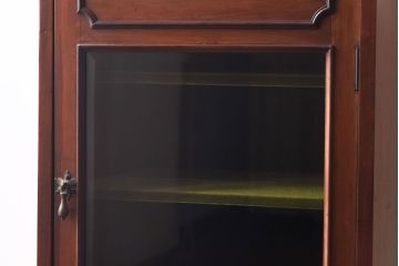 アンティーク家具　イギリスアンティーク　マホガニー材　気品漂う小振りなキャビネット(レコードケース、ミュージックキャビネット)