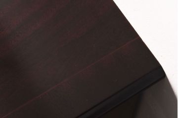 アンティーク家具　イギリスアンティーク　マホガニー材　クラシカルな雰囲気漂う小振りなチェスト(引き出し)