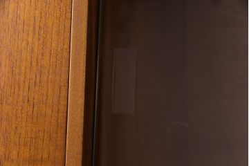 ビンテージ家具　北欧ヴィンテージ　チーク材　リキュールキャビネット付きのサイドボード(ダイニングボード、リビングボード、収納棚)