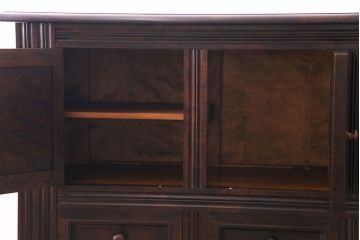 中古美品　松本民芸家具　デザインが印象的なD型サイドボード(収納棚)(定価43万円)