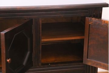 中古美品　松本民芸家具　デザインが印象的なD型サイドボード(収納棚)(定価43万円)