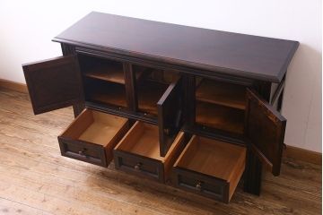 中古美品　松本民芸家具　デザインが印象的なD型サイドボード(収納棚)(定価43万円)