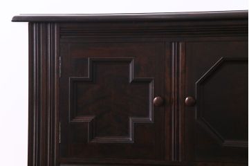 中古美品　松本民芸家具　デザインが印象的なD型サイドボード(収納棚)(定価43万円)