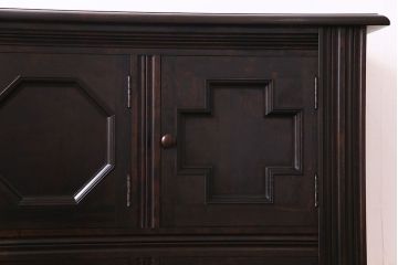 中古美品　松本民芸家具　デザインが印象的なD型サイドボード(収納棚)(定価43万円)