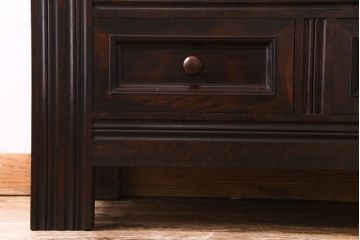 中古美品　松本民芸家具　デザインが印象的なD型サイドボード(収納棚)(定価43万円)