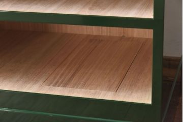 中古　二本松箪笥　田中家具　個性的でモダンな両開き戸付きチェスト(箪笥、引き出し)