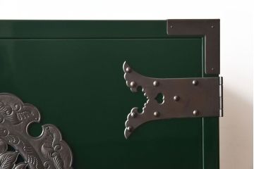 中古　二本松箪笥　田中家具　個性的でモダンな両開き戸付きチェスト(箪笥、引き出し)