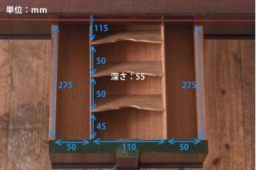 アンティーク家具　イギリスアンティーク　ウォールナット材　洗練された細身のデザインが魅力のラウンドカードテーブル(コンソールテーブル、サイドテーブル、コーヒーテーブル)