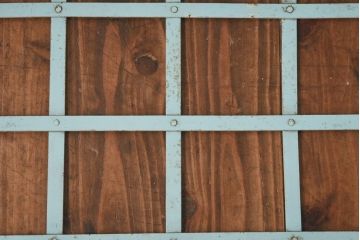 アンティーク雑貨　昭和中期　シャビー質感がお洒落なアイアン製のカゴ(小物入れ、バスケット)(3)