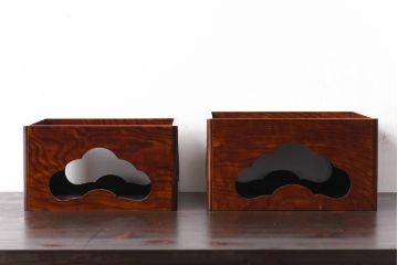 アンティーク雑貨　和製アンティーク　ケヤキ材　艶やかな漆塗りが目を引くお膳2個セット