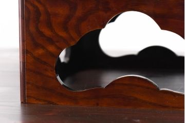 アンティーク雑貨　和製アンティーク　ケヤキ材　艶やかな漆塗りが目を引くお膳2個セット