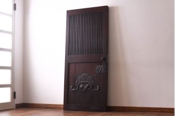 和製アンティーク　明治期　大振り金具が存在感を放つ富山蔵戸リメイクドア(木製扉、建具、玄関戸)