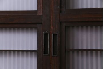和製アンティーク　板ガラス裏障子留め 濃い色味の細い縦桟が和モダンの雰囲気を漂わせる格子戸(仕切り戸、引き戸、建具)4枚組