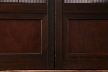 昭和期　板ガラス裏障子留め　ケヤキ材の腰板が目を惹くガラス入り格子戸(ガラス帯戸、仕切り戸、引き戸、建具)4枚組