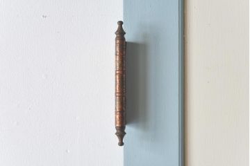 レトロ　色ガラス入り　淡い水色が爽やかなペイントドア(扉、建具)