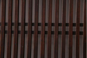 和製アンティーク　渋みのある色合いの格子帯戸1枚(引き戸、建具)(1)