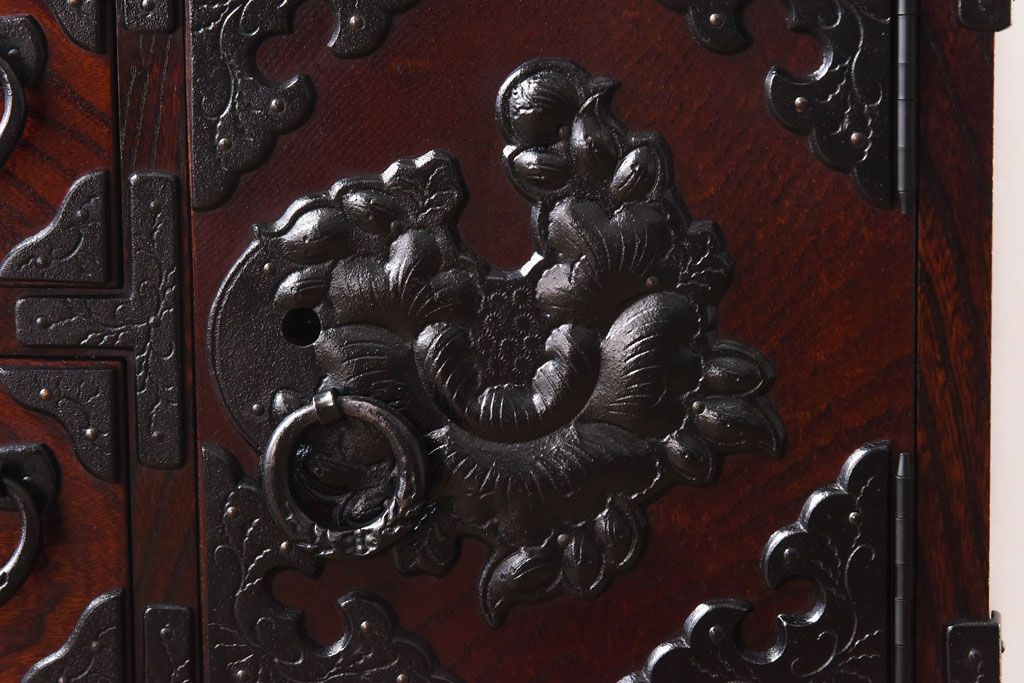 中古　伝統民芸家具　岩谷堂箪笥　力強い和の雰囲気漂う極小箪笥(小引き出し)(定価約26万円)