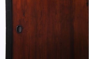 和製アンティーク　漆塗り　燻された風合いが味わい深い帯戸(板戸)