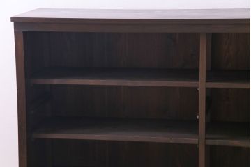 大正昭和初期　ラフジュ工房オリジナル　花菱模様ガラス入り　レトロな雰囲気溢れるアンティークのガラス戸棚(食器棚、収納棚)(1)