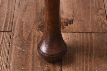 アンティーク家具　イギリスアンティーク　ウォールナット材　透かし彫りが上品なチェア(椅子、ダイニングチェア、ワークチェア)