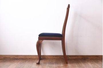 アンティーク家具　イギリスアンティーク　ウォールナット材　透かし彫りが上品なチェア(椅子、ダイニングチェア、ワークチェア)(1)
