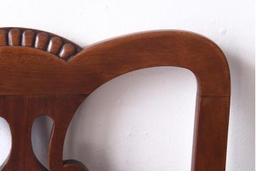 アンティーク家具　イギリスアンティーク　ウォールナット材　透かし彫りが上品なチェア(椅子、ダイニングチェア、ワークチェア)(1)