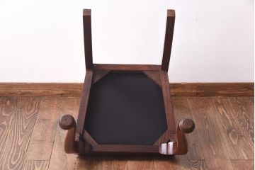 アンティーク家具　イギリスアンティーク　ウォールナット材　透かし彫りが上品なチェア(椅子、ダイニングチェア、ワークチェア)(2)