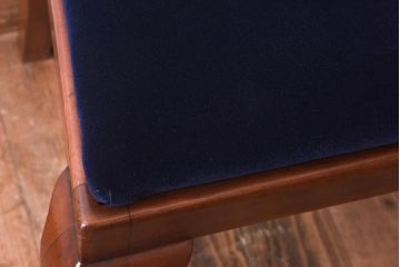 アンティーク家具　イギリスアンティーク　ウォールナット材　透かし彫りが上品なチェア(椅子、ダイニングチェア、ワークチェア)(3)