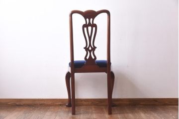 アンティーク家具　イギリスアンティーク　ウォールナット材　透かし彫りが上品なチェア(椅子、ダイニングチェア、ワークチェア)(3)