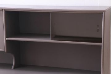 北欧ビンテージ　ペイント家具　シックな雰囲気漂うサイドボード(収納棚、キャビネット)