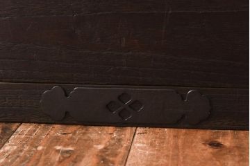 【O様ご成約済】和製アンティーク　総桐材　丸金具付き!古い木の質感が渋い時代箪笥ローボード(衣装箪笥、リビングボード、桐箪笥、桐たんす)