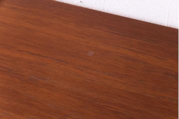 北欧ビンテージ　ペイント家具　レトロな雰囲気が魅力のサイドボード(収納段、ダイニングボード)